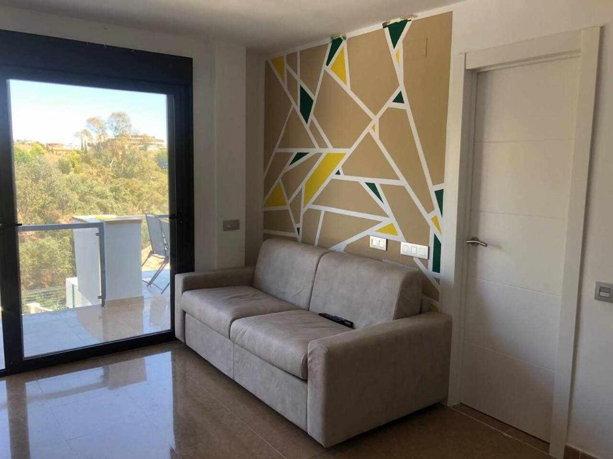 Apartamento 2 En Chalet Con Vista Abierta Al Mar Malaga Exterior photo